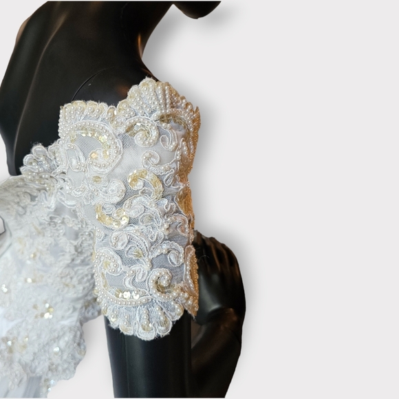 Vintage White Mon Cheri Ballgown Wedding Dress - Picture 12 of 15